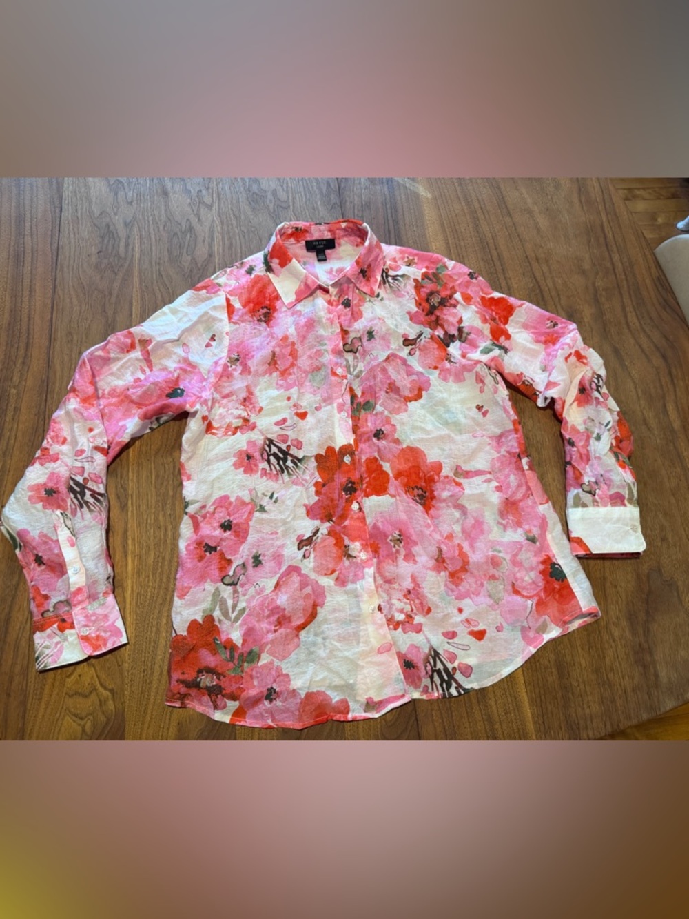 Haver London Pretty Floral Lightweight Blouse in Great Condition, a generous XS